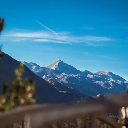 Holiday home Dvori Stipanovi With Heated Pool And Jacuzzi